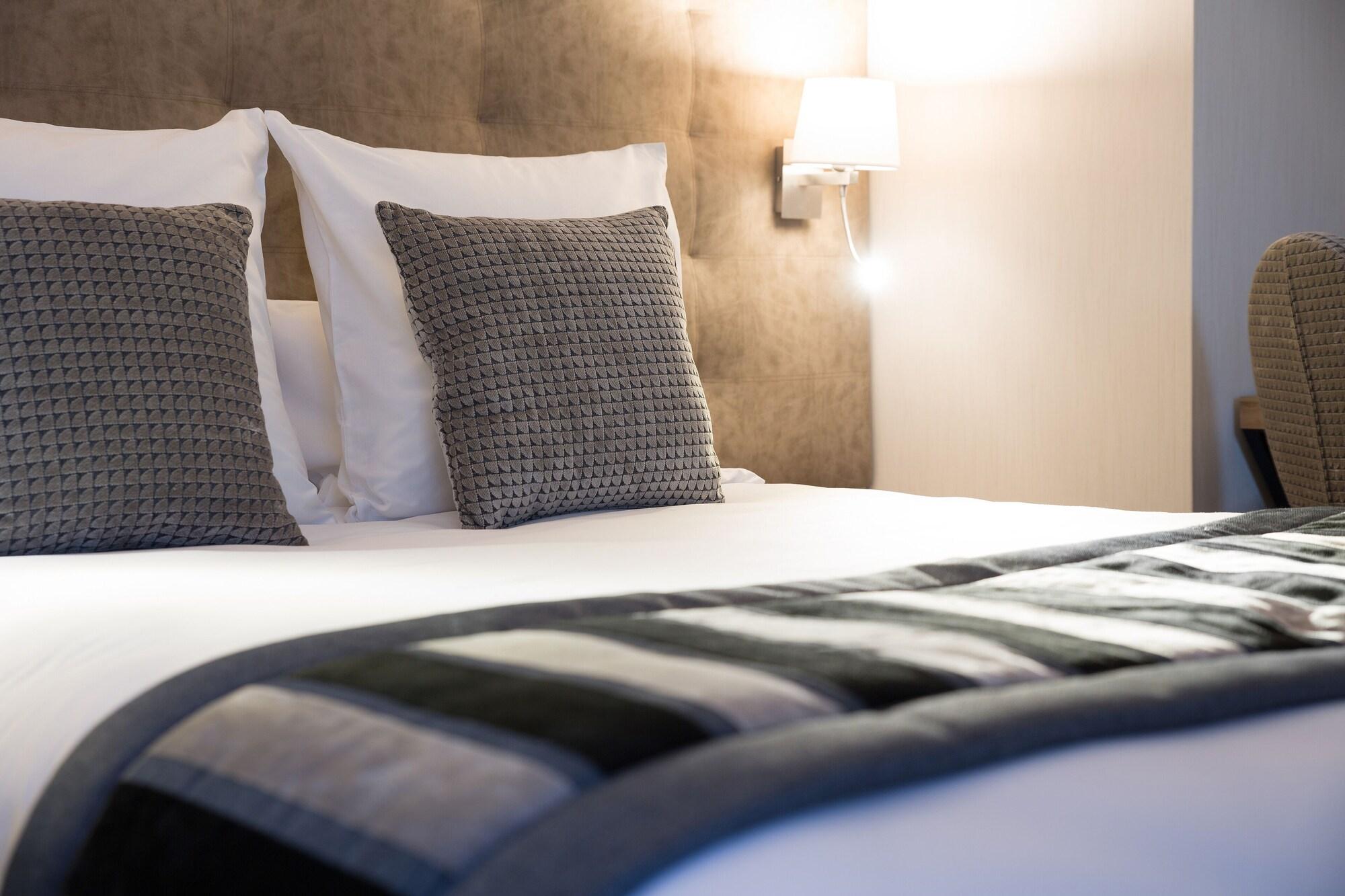 Best Western Plus Hôtel Le Rive Droite&SPA Lourdes Exterior foto